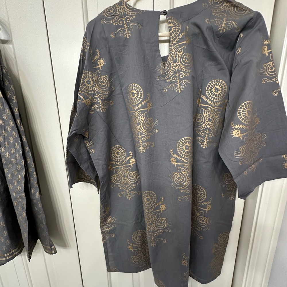 SALE‼️Gray and Gold Patterned Gharara and Kameez set in size 25” in pure Cotton. - Picture 13 of 16